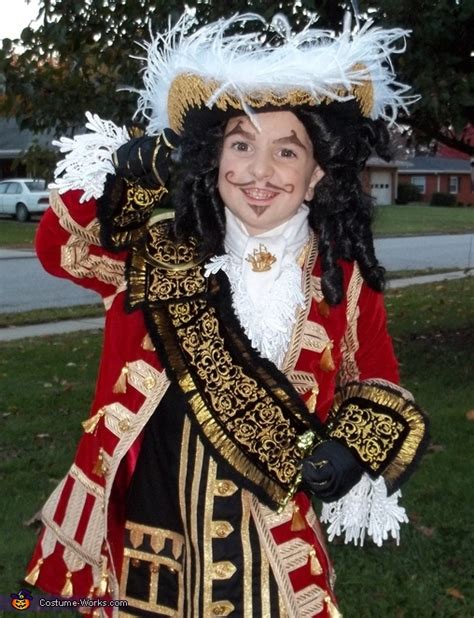 homemade captain hook costume